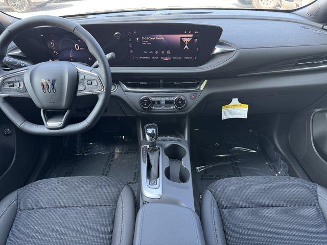 new 2025 Buick Envista car, priced at $27,320