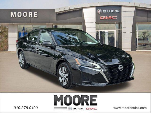 used 2025 Nissan Altima car, priced at $25,500