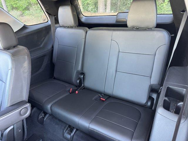 used 2021 Chevrolet Traverse car, priced at $28,900