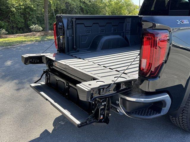 new 2025 GMC Sierra 1500 car, priced at $66,725