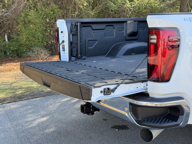 new 2025 GMC Sierra 3500 car, priced at $86,075