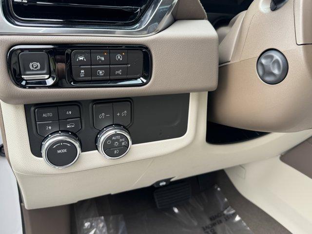 new 2025 GMC Yukon car, priced at $90,160