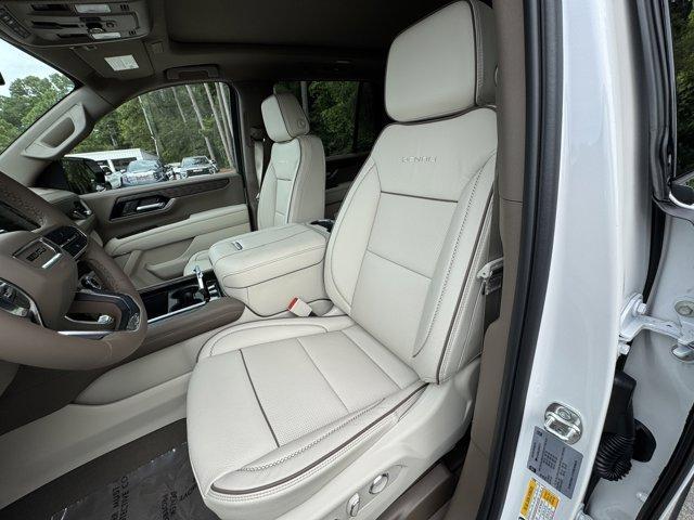 new 2025 GMC Yukon car, priced at $90,160