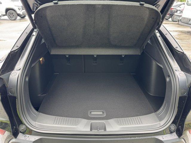 new 2025 Buick Envista car, priced at $27,320