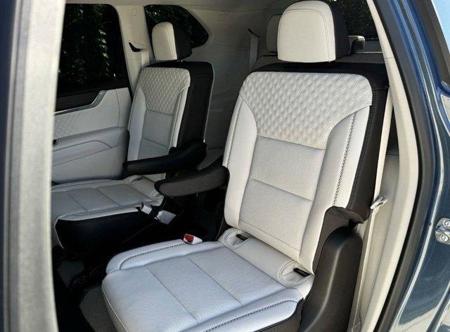 new 2025 GMC Acadia car, priced at $63,000