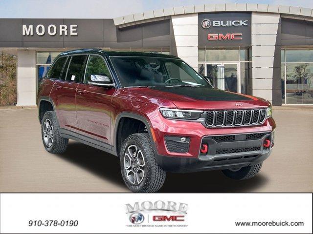 used 2022 Jeep Grand Cherokee car, priced at $43,900