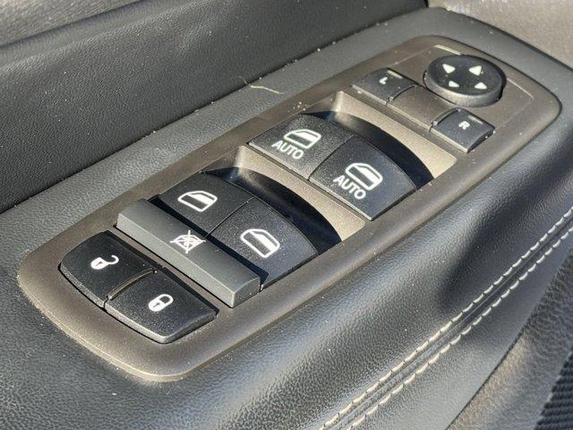 used 2021 Jeep Grand Cherokee car, priced at $27,900