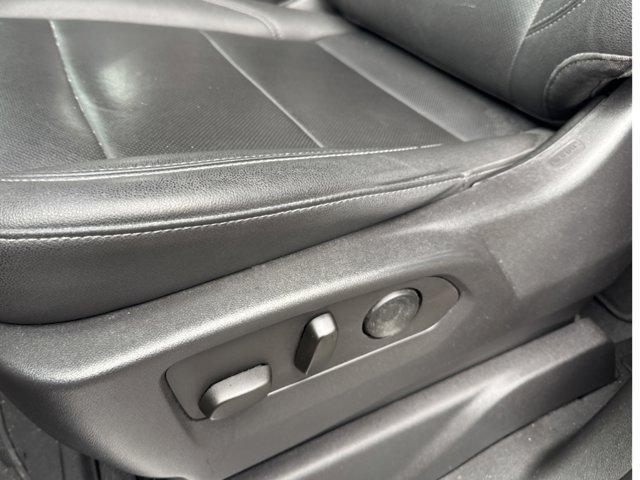 used 2023 GMC Sierra 1500 car, priced at $48,900