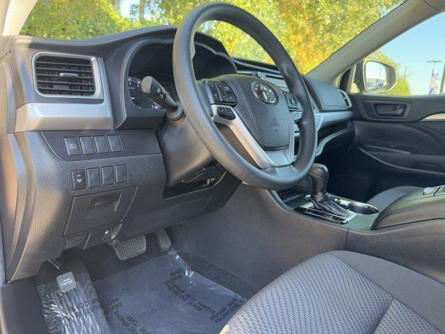 used 2019 Toyota Highlander car, priced at $22,900