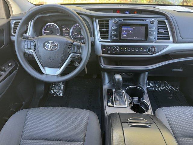 used 2019 Toyota Highlander car, priced at $22,900