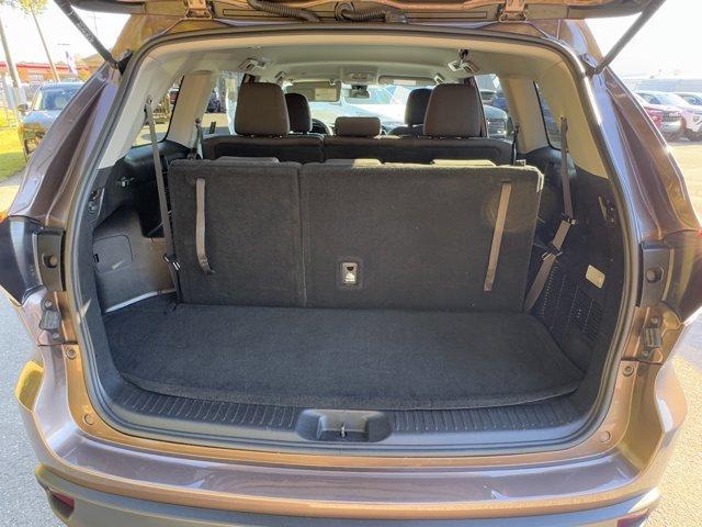 used 2019 Toyota Highlander car, priced at $22,900