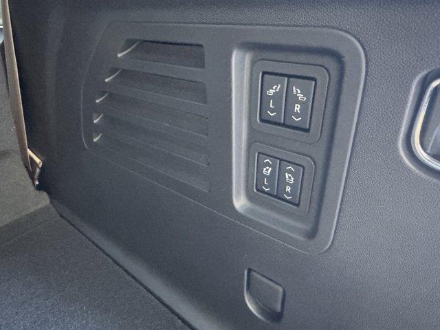 new 2025 Buick Enclave car, priced at $48,670