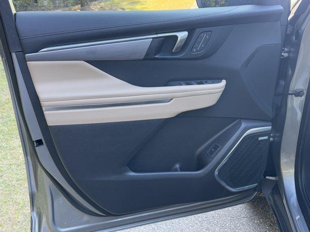 new 2025 Buick Enclave car, priced at $48,670