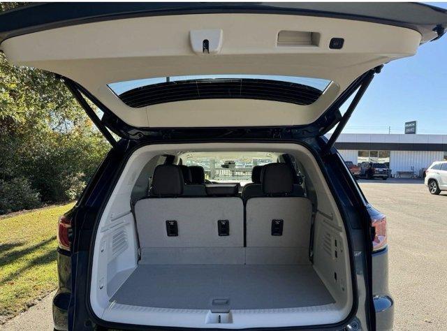new 2025 GMC Acadia car, priced at $62,960