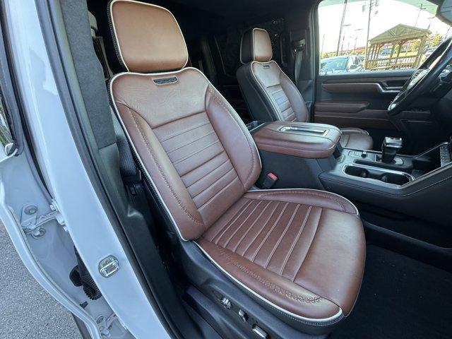 used 2022 GMC Sierra 1500 car, priced at $60,900
