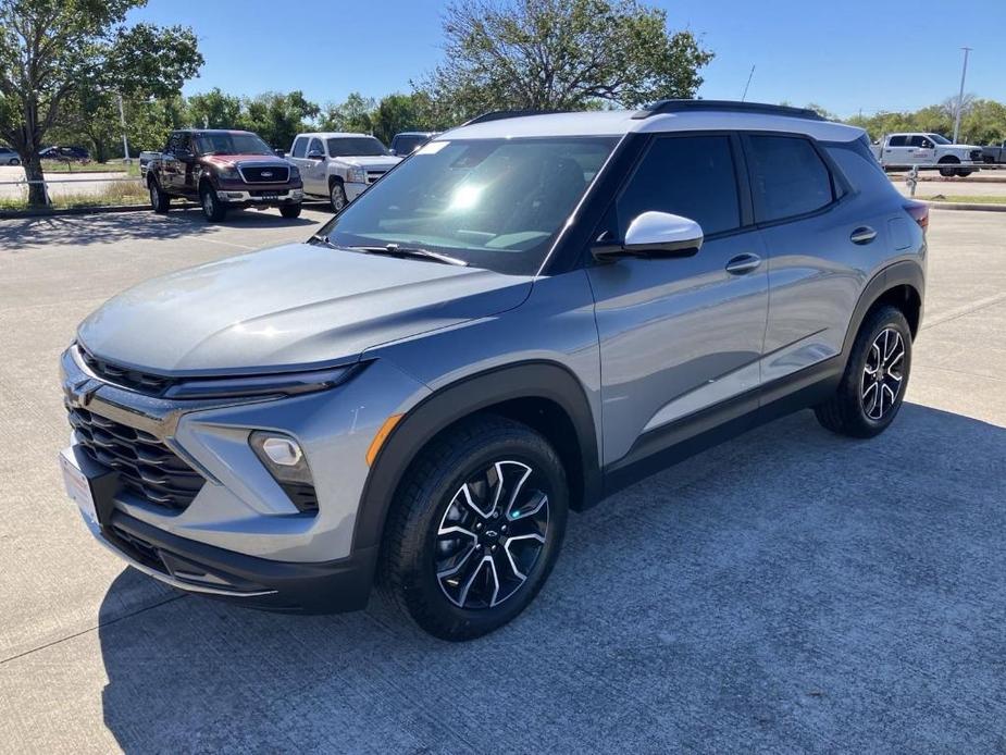 new 2025 Chevrolet TrailBlazer car, priced at $28,981