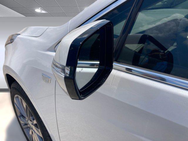 new 2025 Cadillac XT5 car, priced at $51,823