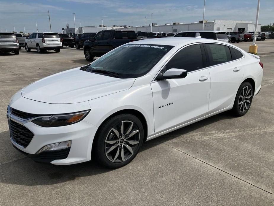 new 2025 Chevrolet Malibu car, priced at $27,491