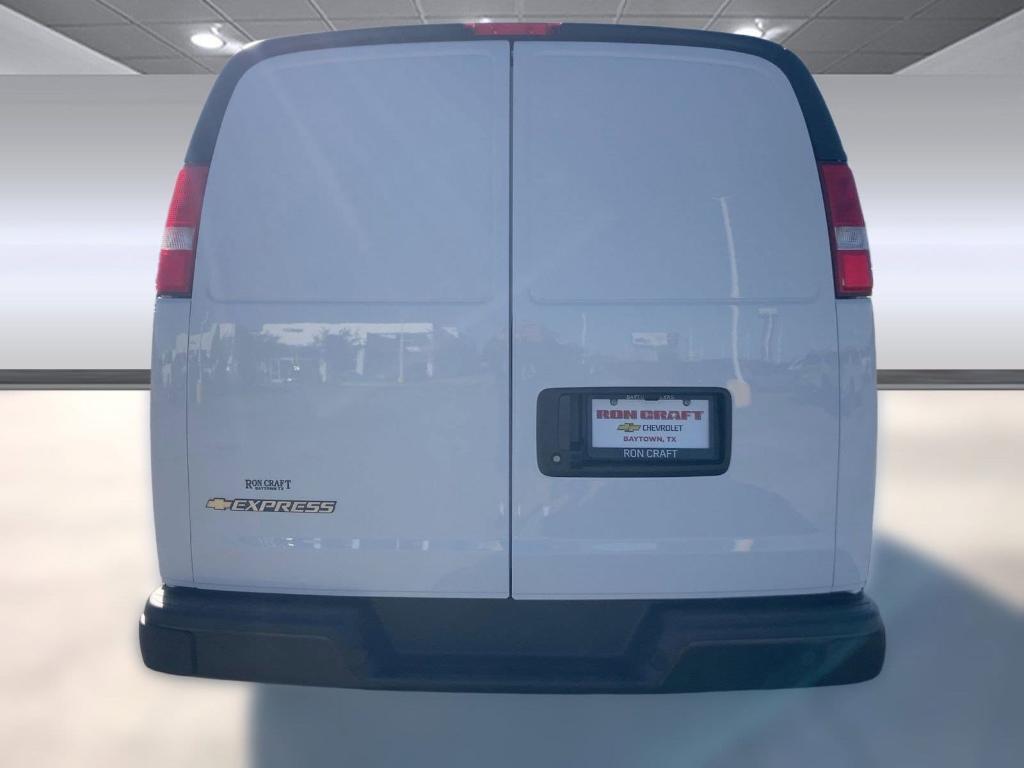 new 2025 Chevrolet Express 2500 car, priced at $43,301