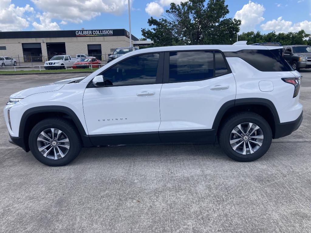new 2026 Chevrolet Equinox car, priced at $32,465