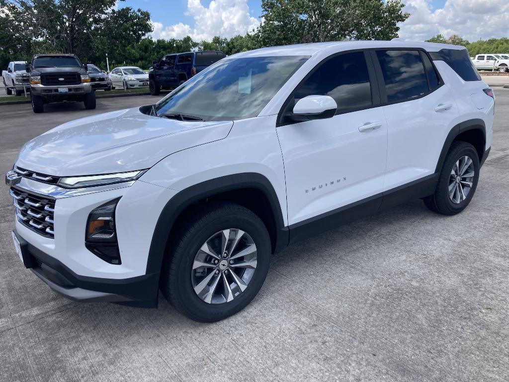 new 2026 Chevrolet Equinox car, priced at $32,465
