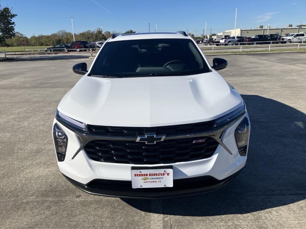 new 2025 Chevrolet Trax car, priced at $26,681