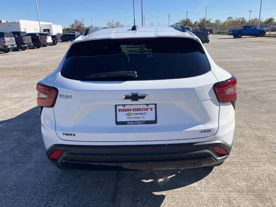 new 2025 Chevrolet Trax car, priced at $26,681