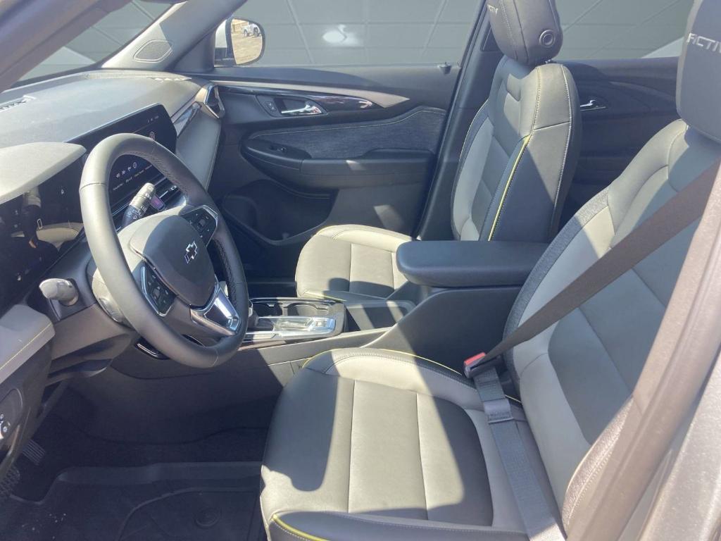 new 2025 Chevrolet TrailBlazer car, priced at $30,423