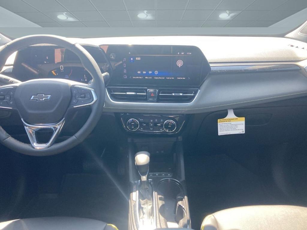 new 2025 Chevrolet TrailBlazer car, priced at $30,423