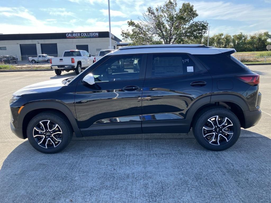 new 2025 Chevrolet TrailBlazer car, priced at $28,731