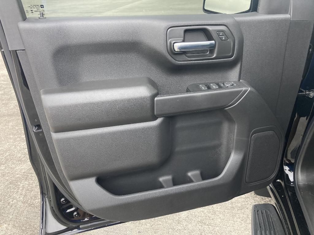 new 2025 Chevrolet Silverado 1500 car, priced at $45,552