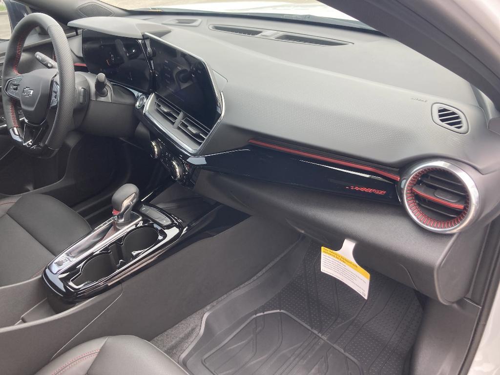 new 2025 Chevrolet Trax car, priced at $27,681
