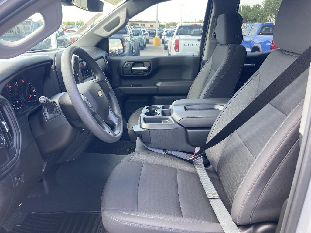 new 2025 Chevrolet Silverado 1500 car, priced at $39,211
