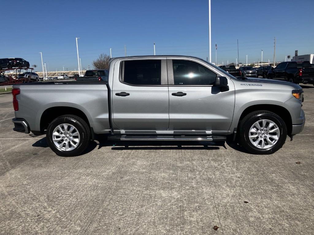 new 2025 Chevrolet Silverado 1500 car, priced at $39,101