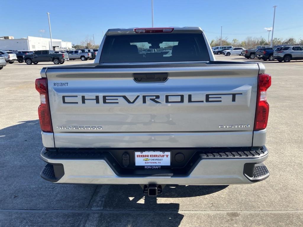 new 2025 Chevrolet Silverado 1500 car, priced at $39,101