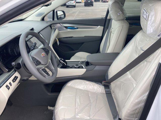 new 2025 Cadillac XT5 car, priced at $58,771