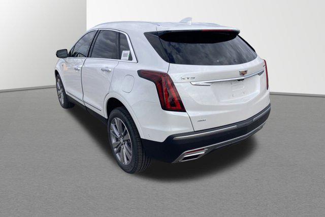 new 2025 Cadillac XT5 car, priced at $58,771