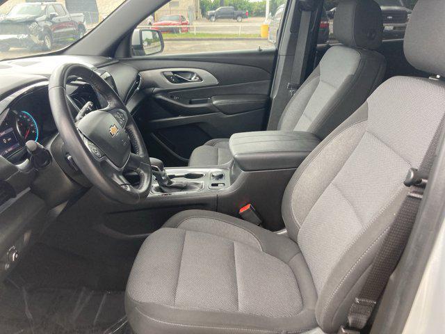 used 2022 Chevrolet Traverse car, priced at $27,999