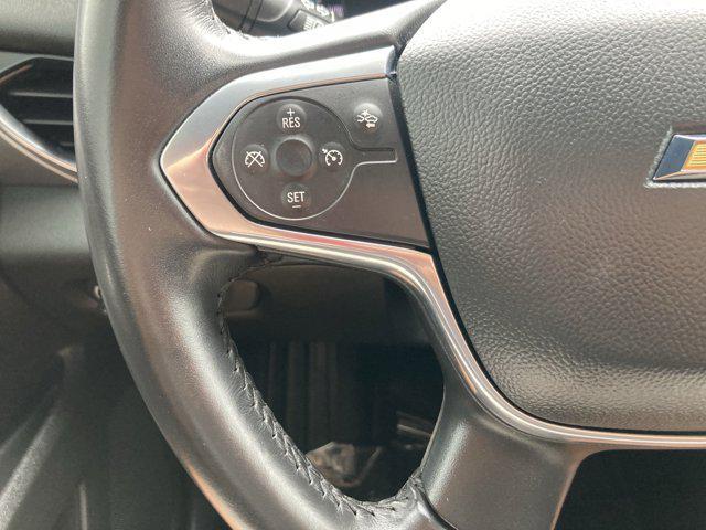 used 2022 Chevrolet Traverse car, priced at $27,999