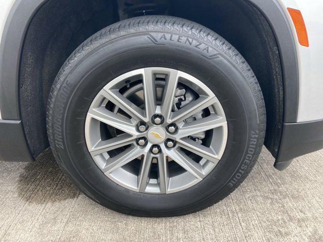 used 2022 Chevrolet Traverse car, priced at $27,999