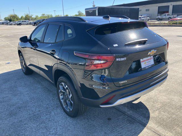 new 2025 Chevrolet Trax car, priced at $23,595