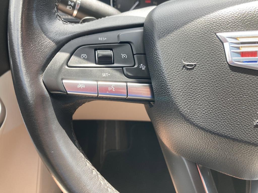 used 2023 Cadillac XT4 car, priced at $28,899