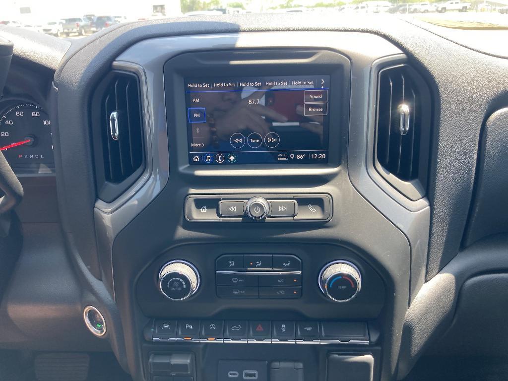 new 2025 Chevrolet Silverado 1500 car, priced at $36,401
