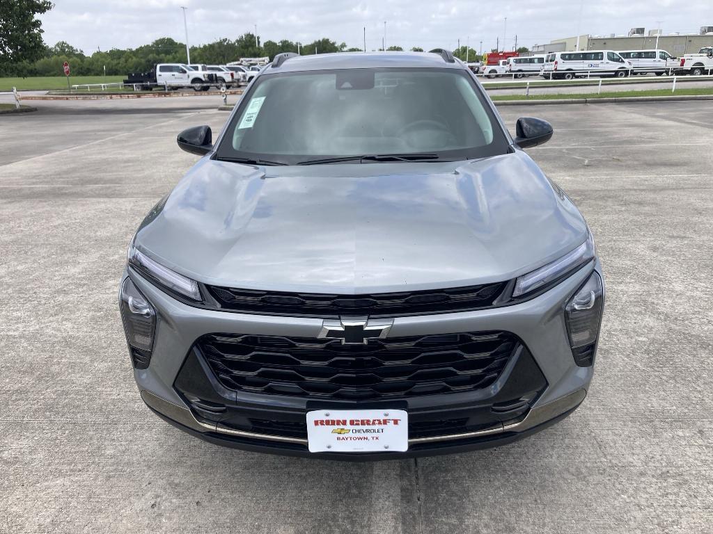 new 2025 Chevrolet Trax car, priced at $27,035