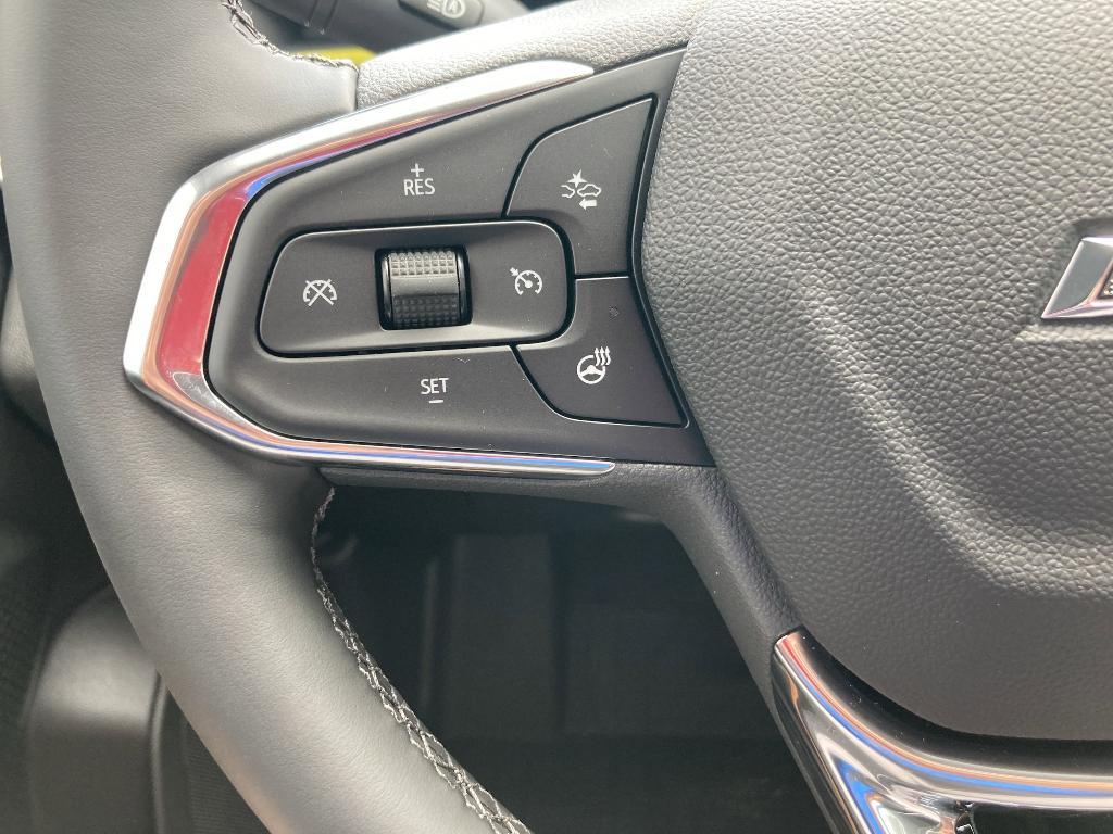 new 2025 Chevrolet Trax car, priced at $27,035