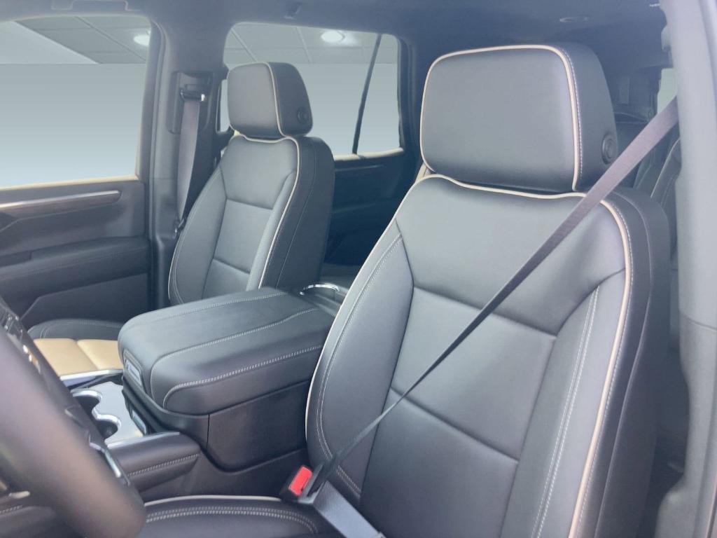 new 2025 Chevrolet Tahoe car, priced at $73,721