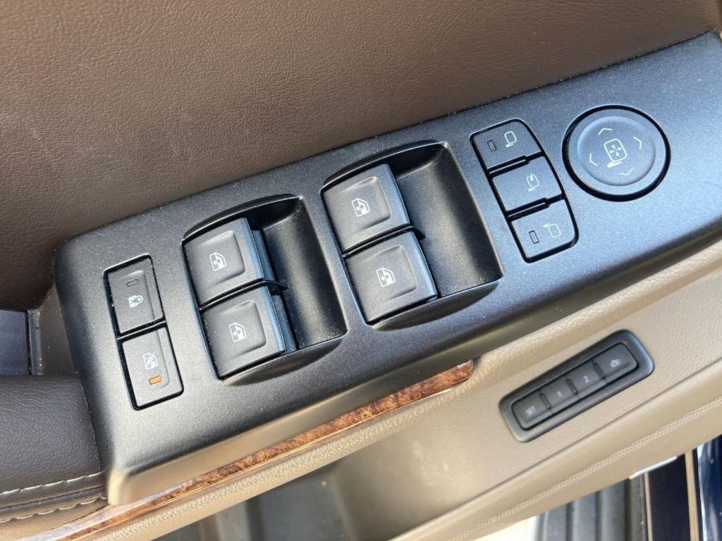 used 2019 Chevrolet Suburban car, priced at $29,998