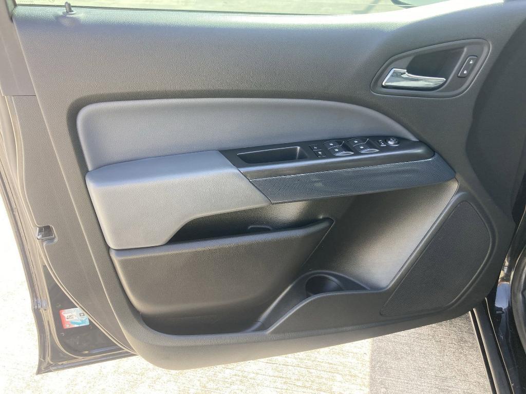 used 2022 Chevrolet Colorado car, priced at $30,998