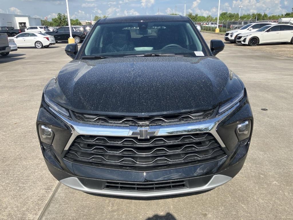 new 2025 Chevrolet Blazer car, priced at $34,613