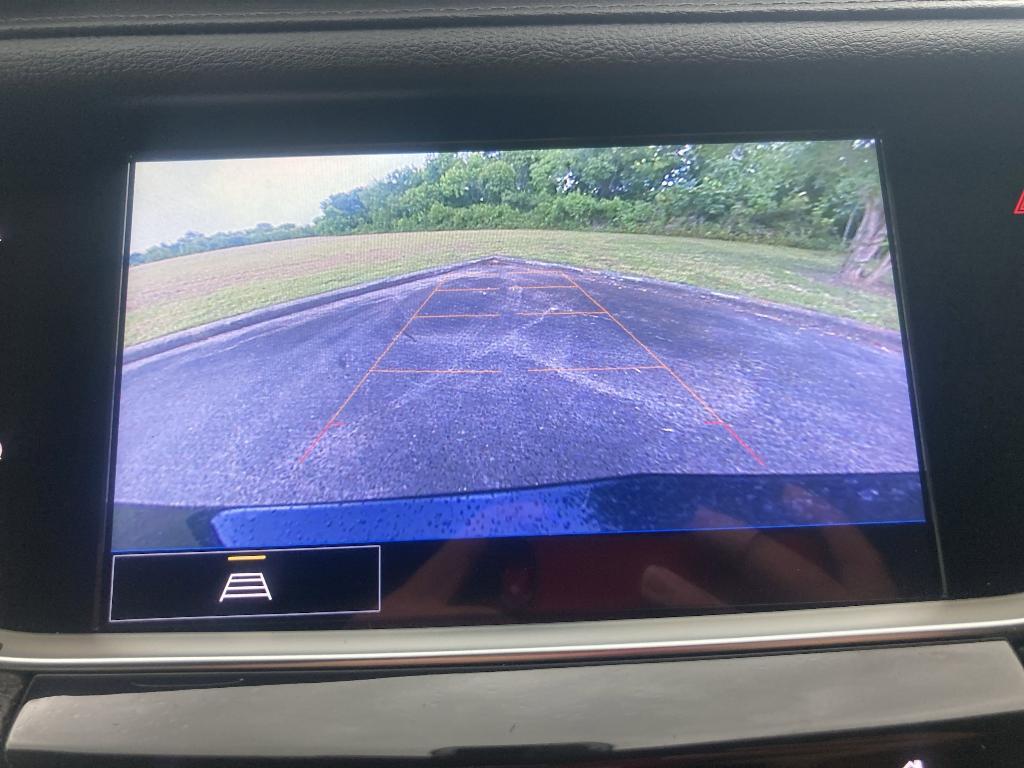 used 2023 Cadillac XT5 car, priced at $30,998